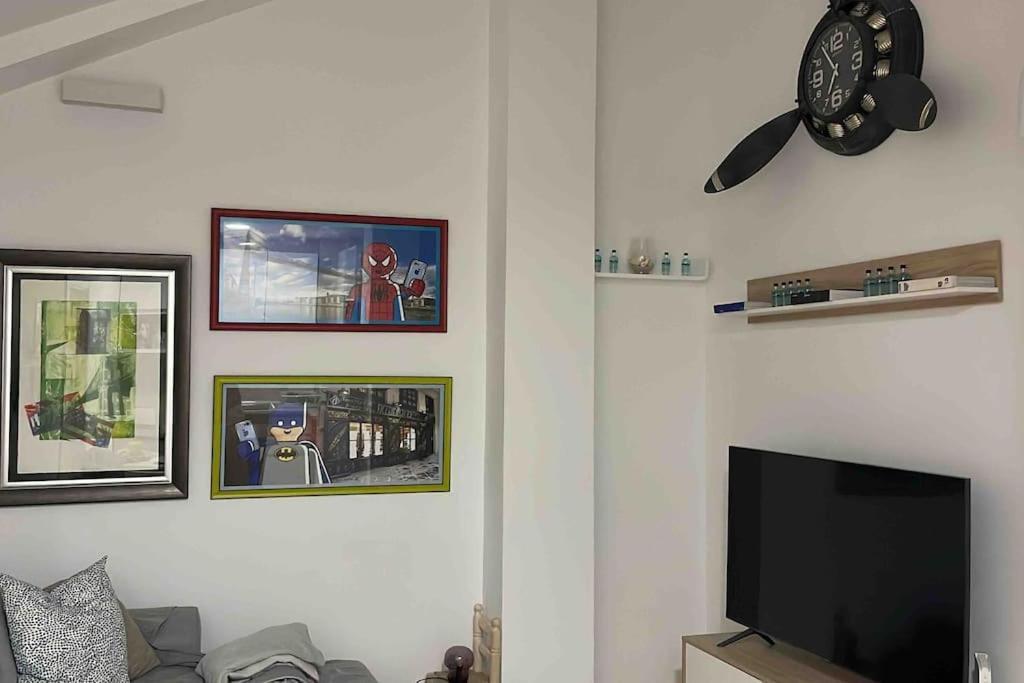 Apartamento Recien Reformado En Barajas Pueblo Madrid Exterior foto